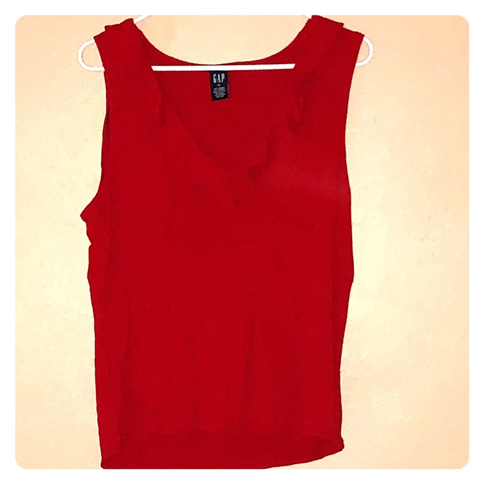 GAP Super Stretchy Ruffle V- neck Top